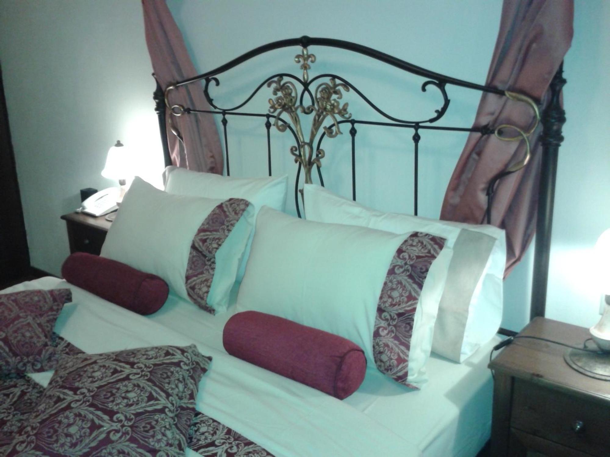 Hotel Dryalos Miléai الغرفة الصورة