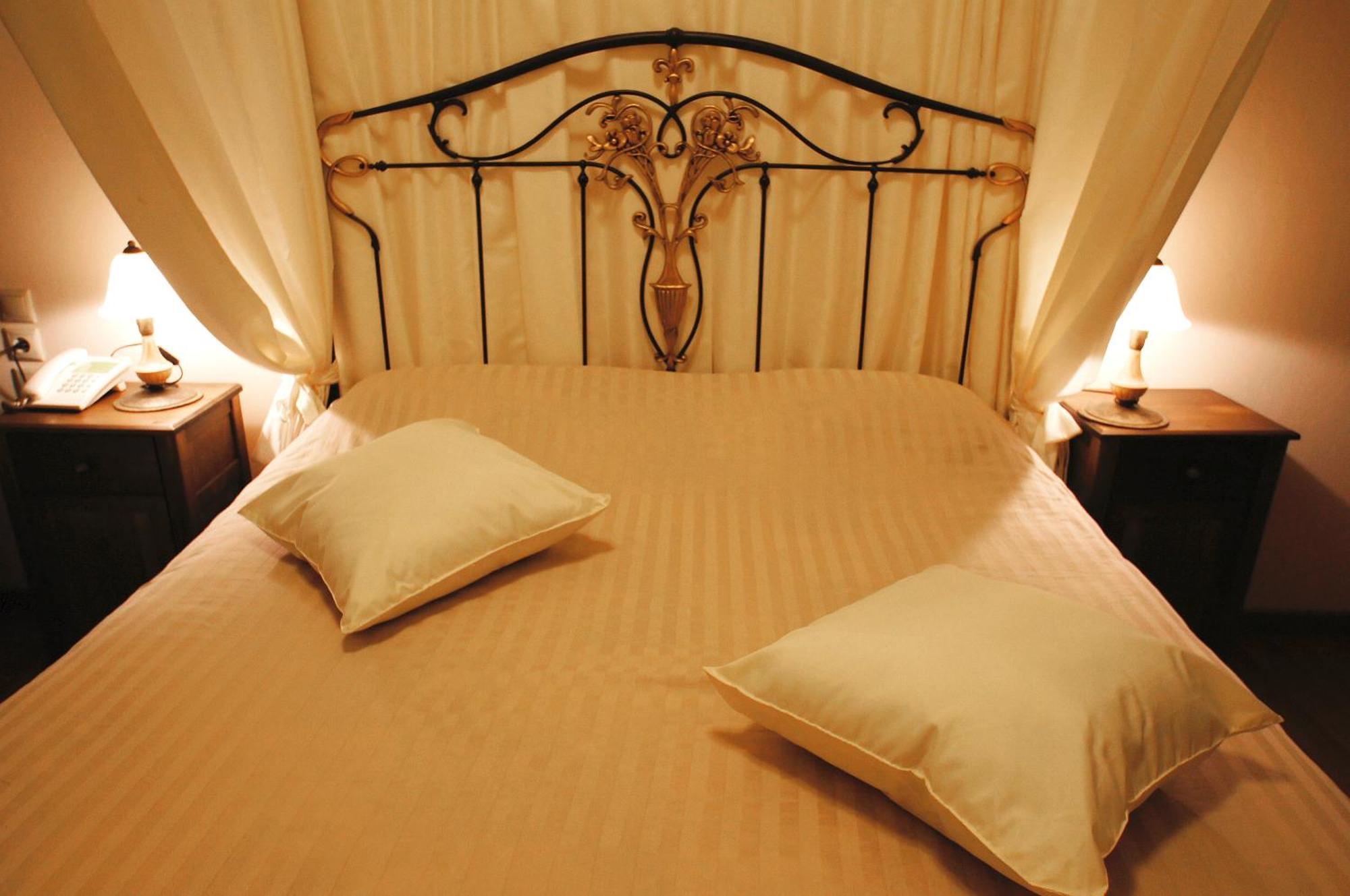 Hotel Dryalos Miléai الغرفة الصورة